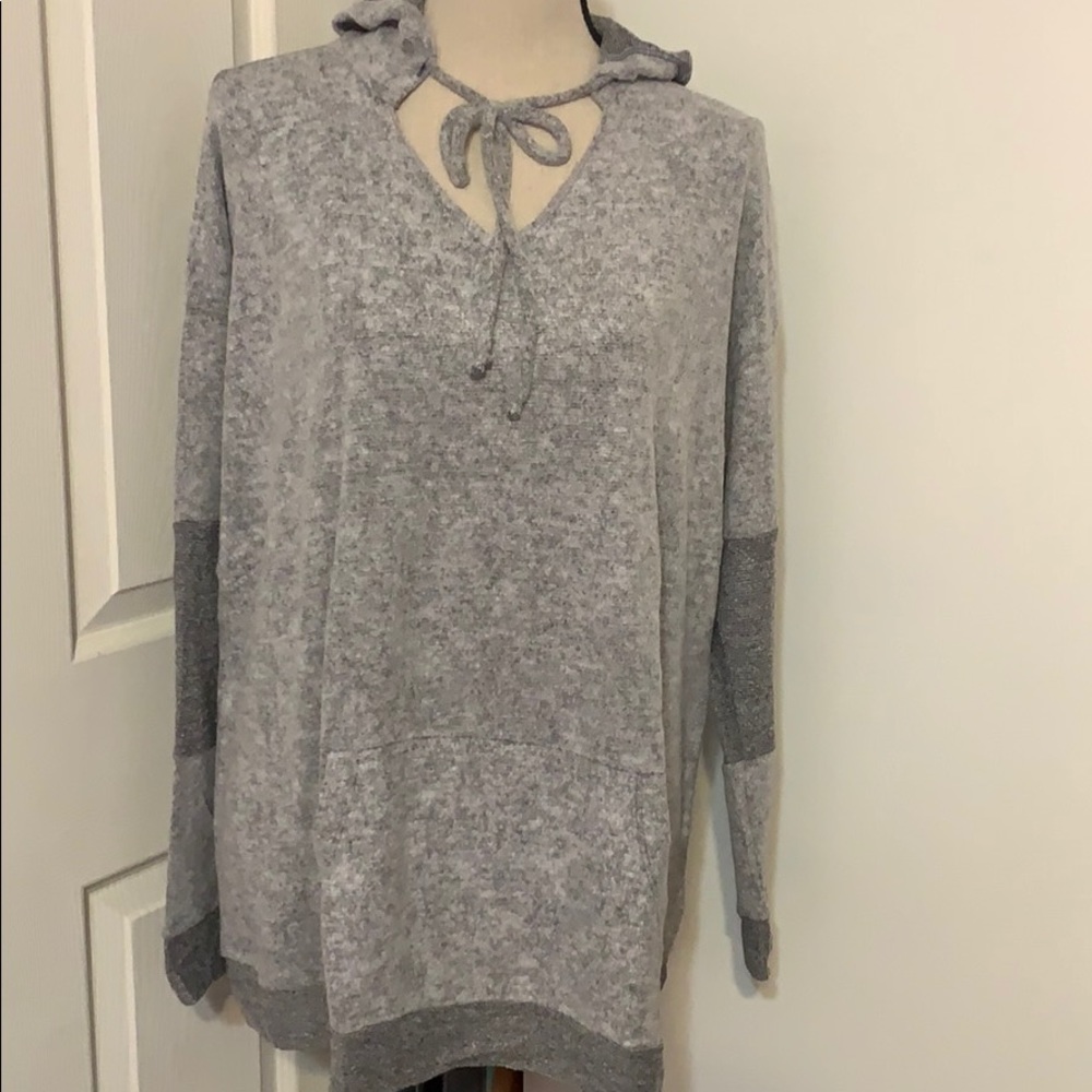 Cherish Gray Brushed Contrast Hoodie Top - Picture 3 of 8